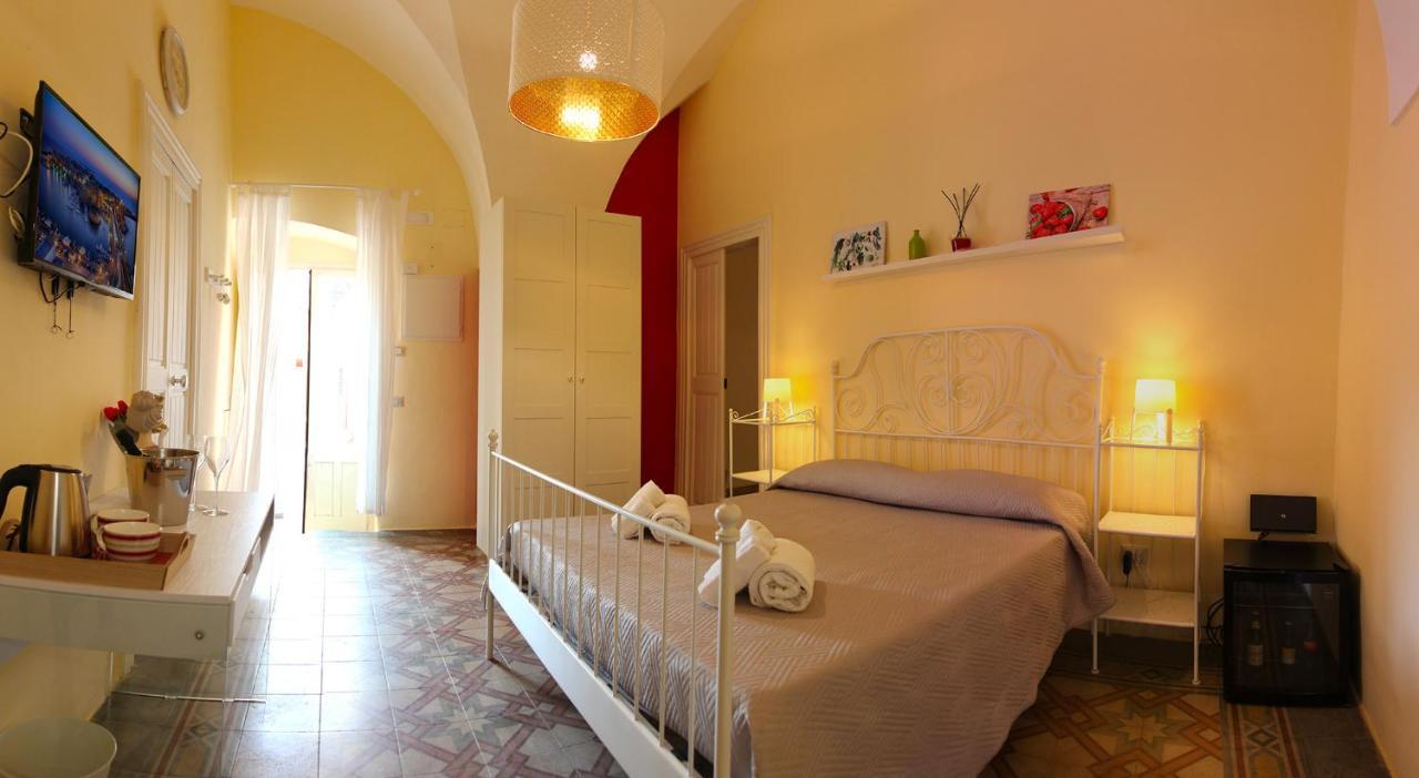 Vecchia Cantina - Le Camere Sannicola Esterno foto